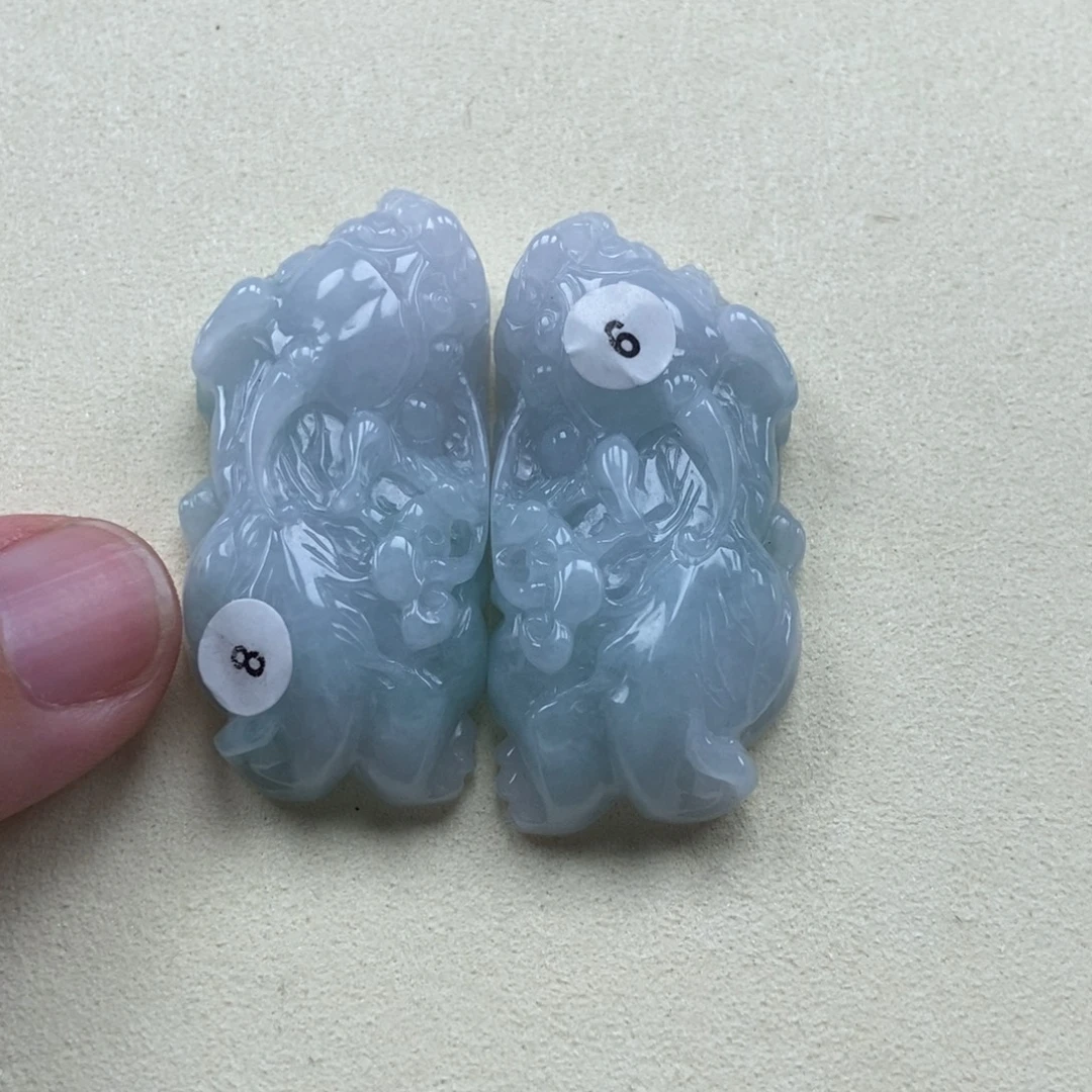 颈饰未镶嵌翡翠如意貔貅吊坠一对