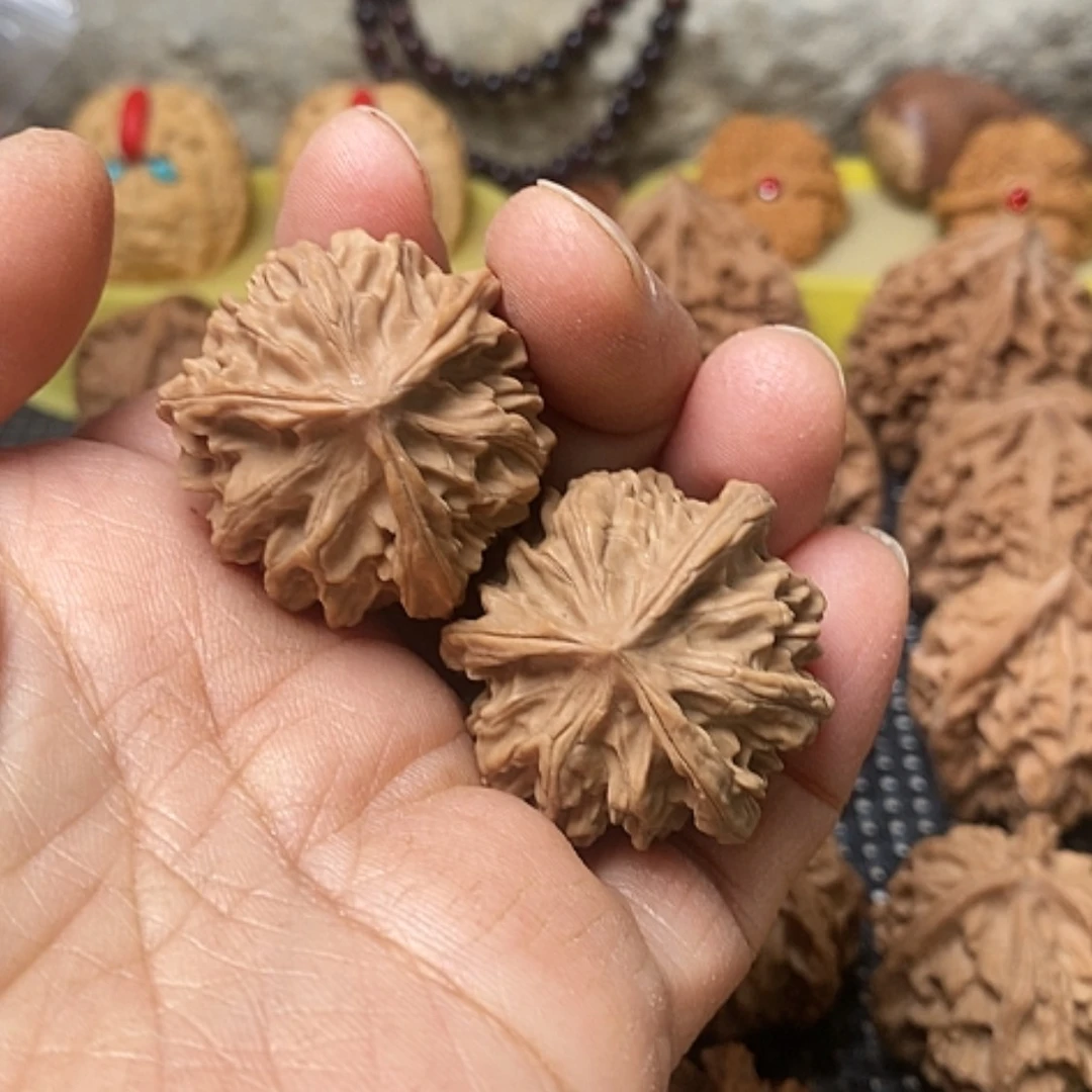 【闪购商品】把件文玩核桃?**z三棱正奔33