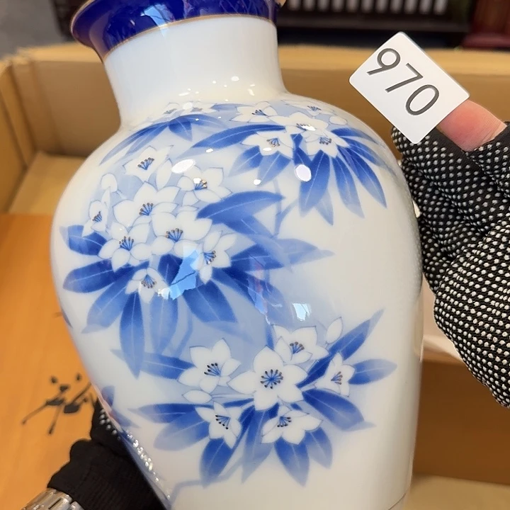很好看的钵子很好看的花瓶