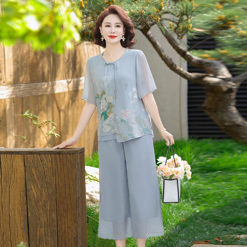 2025时尚中老年女装时尚洋气妈妈夏季薄款两件套母亲节送长辈衣服