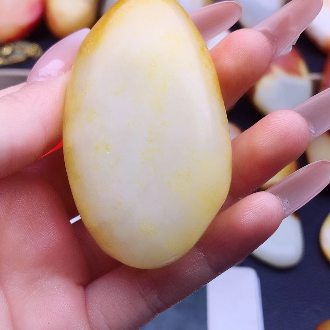 Y***f和田玉未镶嵌挂件