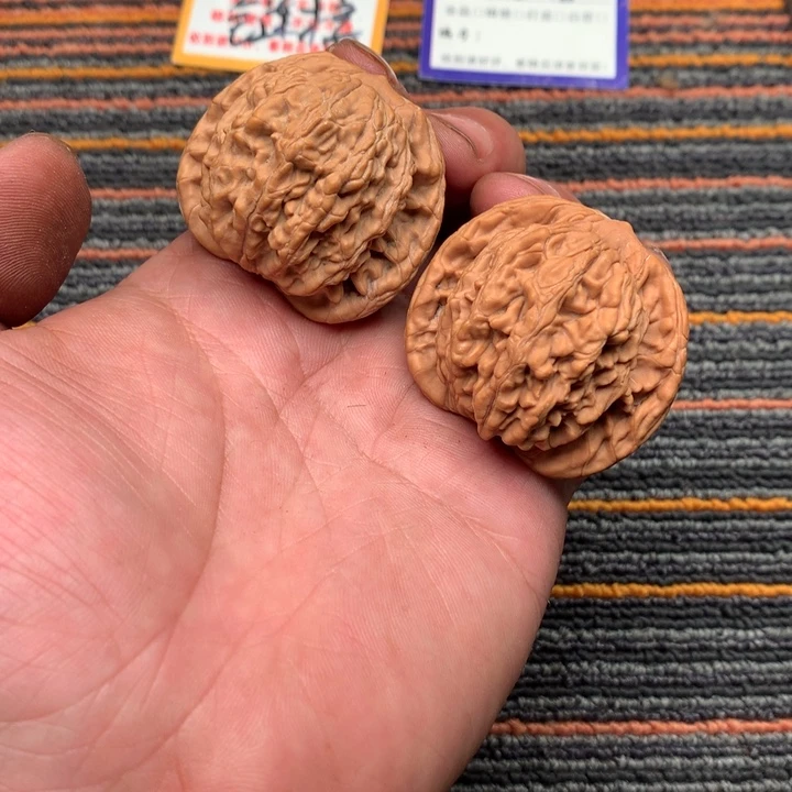 把件文玩核桃12号44全品虎头