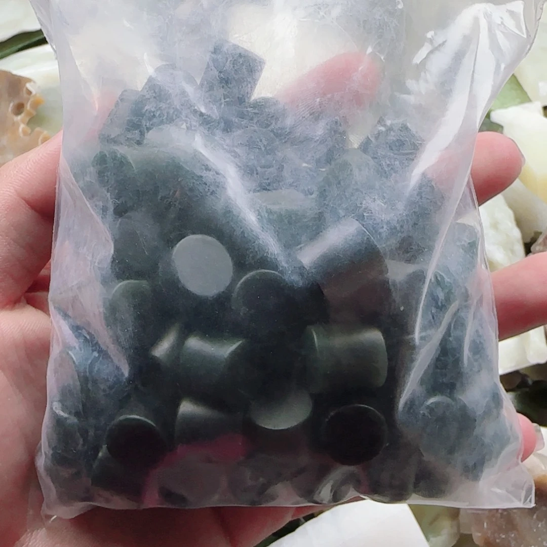 和田玉未镶嵌摆件