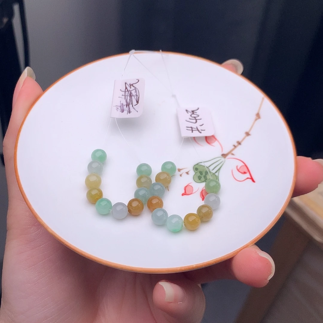 嫒***嫒翡翠未镶嵌手链翡翠y3017 卡5.3