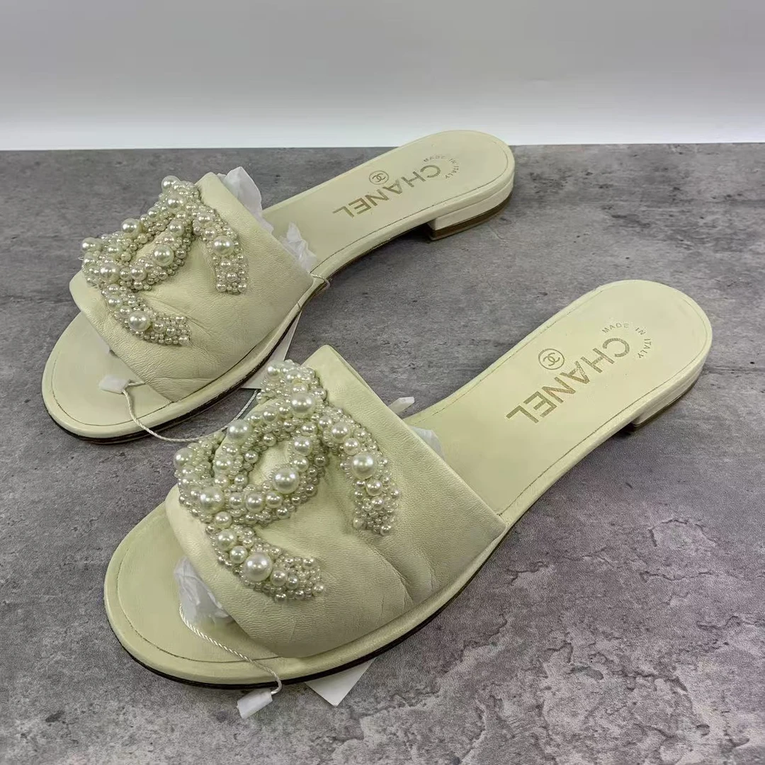 95新 Chanel/香奈儿 36.5码/仔仔女鞋/白色珍珠双C女士拖鞋 1427