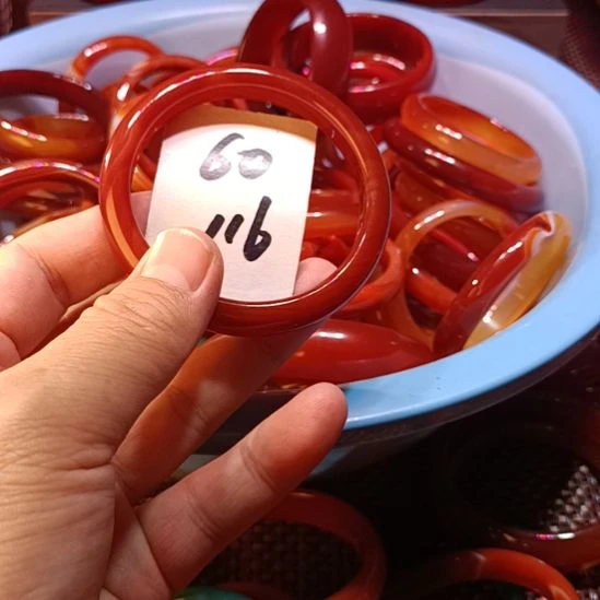 玛瑙/玉髓未镶嵌手镯