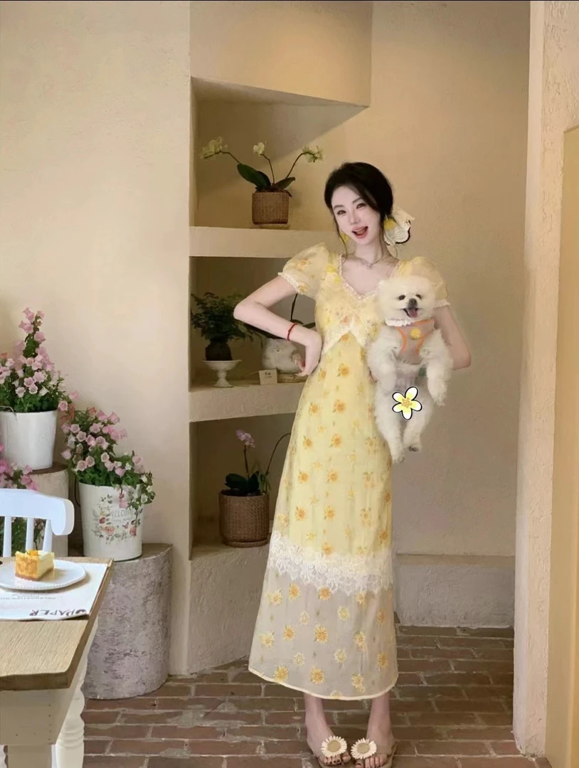 法式雏菊A字刺绣短袖碎花半身裙夏季甜美少女风