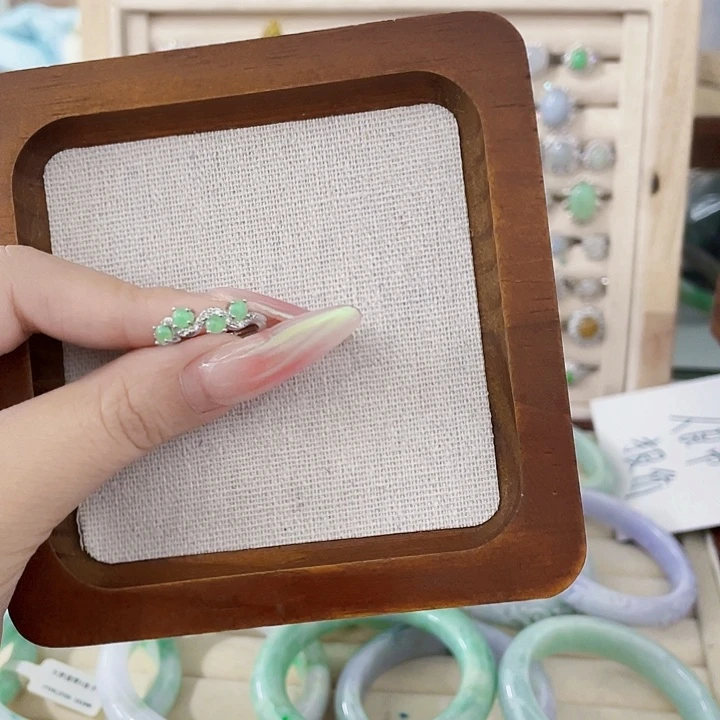 翡翠未镶嵌颈饰天然翡翠Ａ货