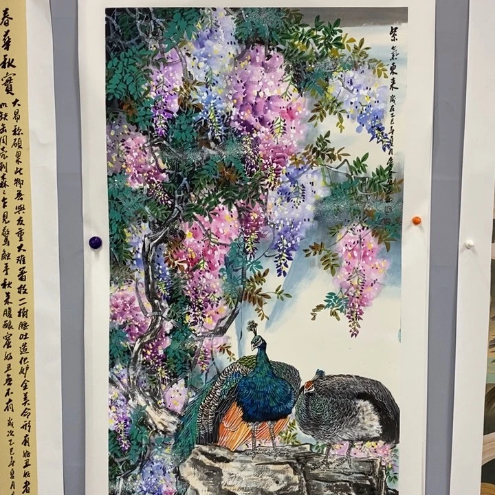 手绘作品等多种形式进行