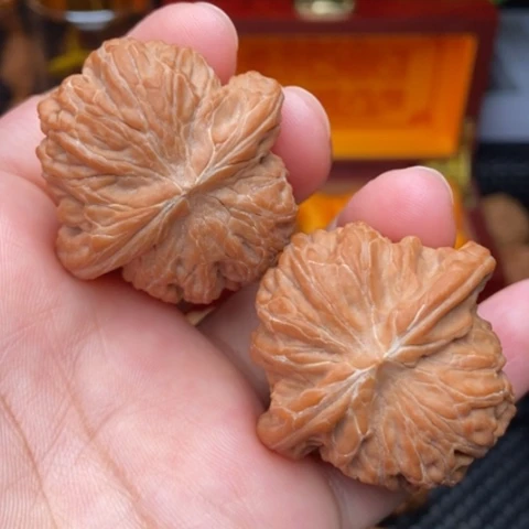 文玩核桃把件磨盘38全品