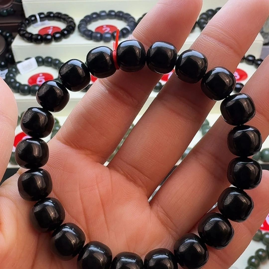 和田玉未镶嵌手串