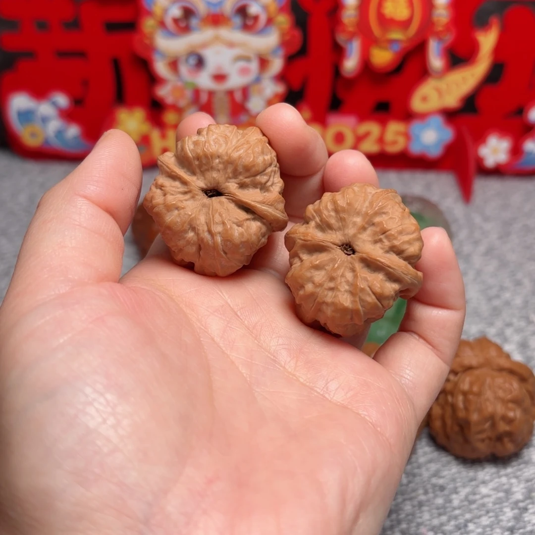 文玩核桃把件L***?蛤蟆头