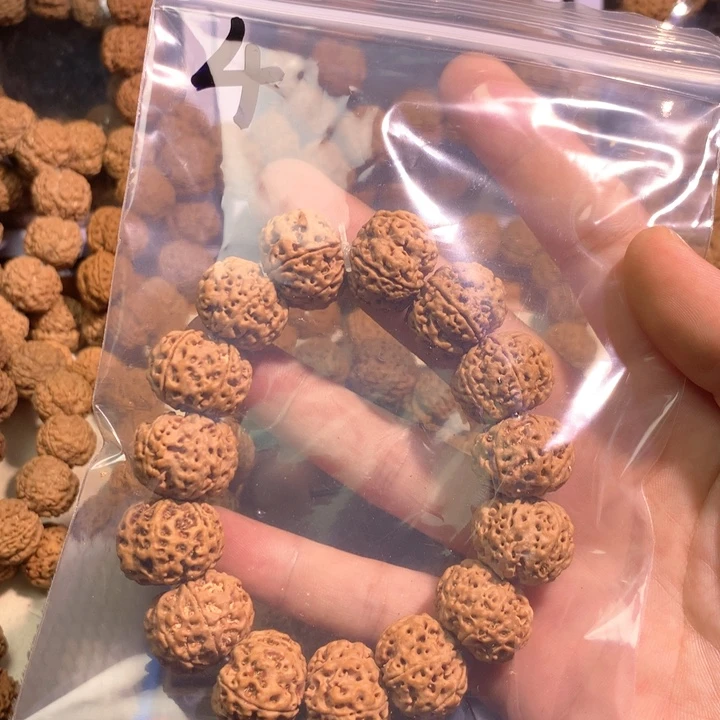 吊坠金刚菩提9*.4。