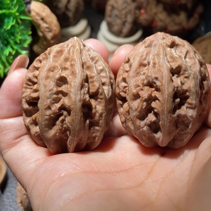 把件文玩核桃东北楸子小雪202