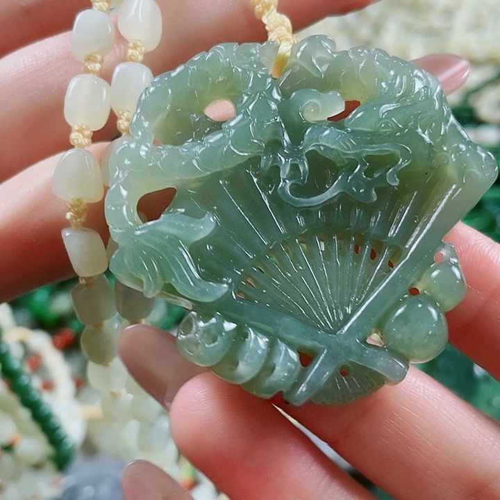 未镶嵌和田玉挂件