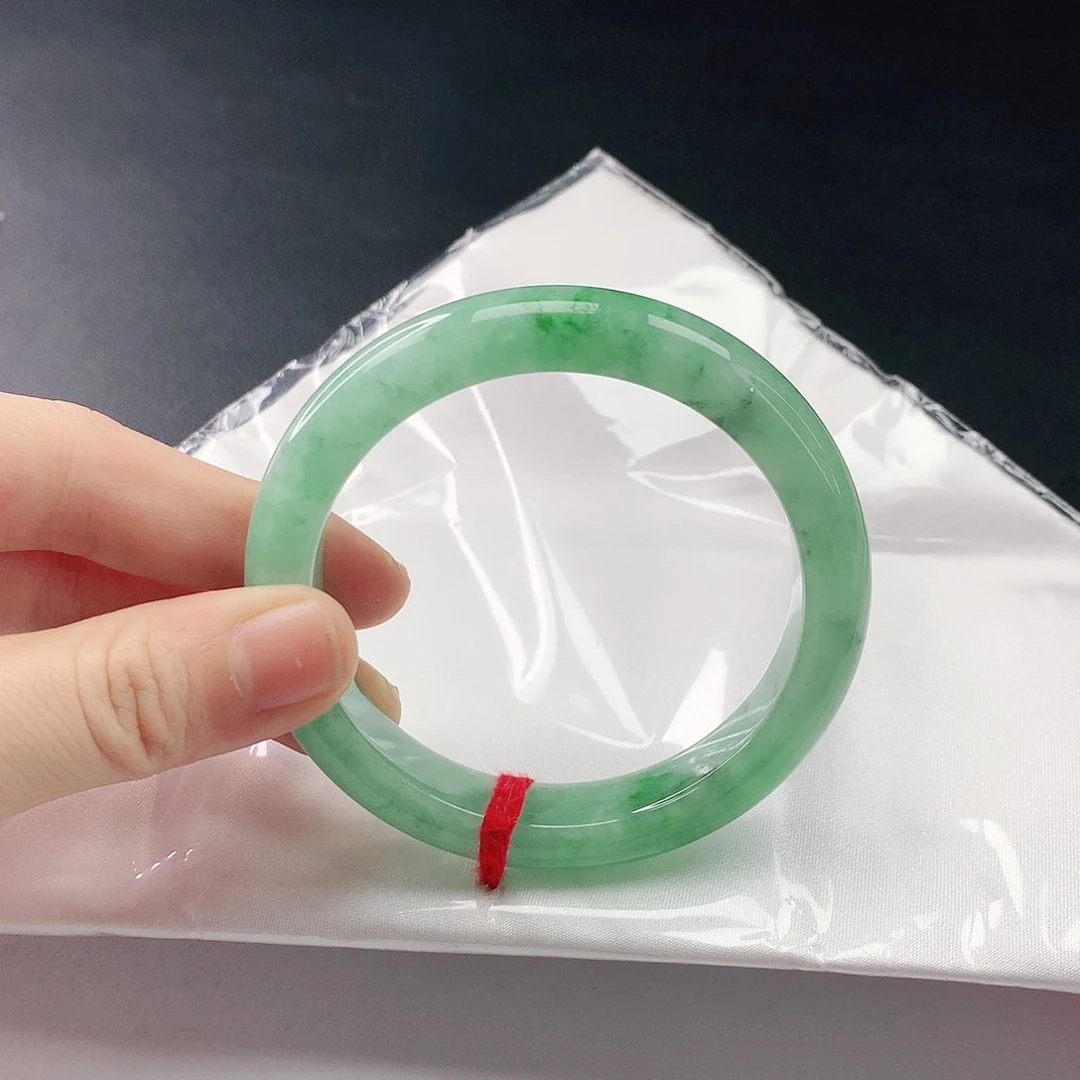 翡翠手镯未镶嵌翡翠118