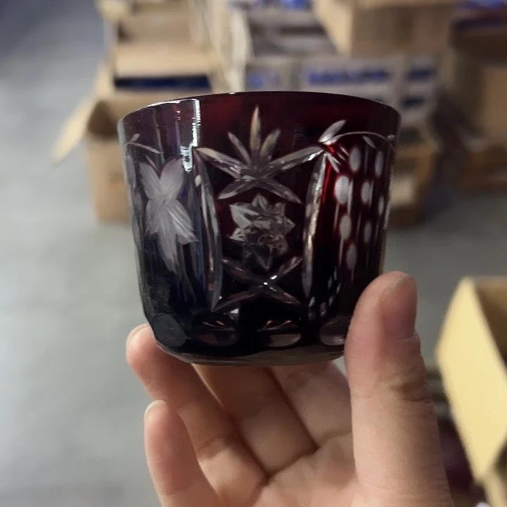 水晶玻璃平底款微瑕一个