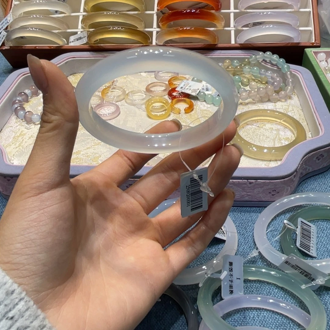玛瑙/玉髓未镶嵌手镯