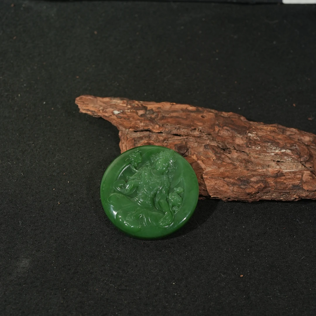 12.9香港王老板-和田玉吊坠7z45