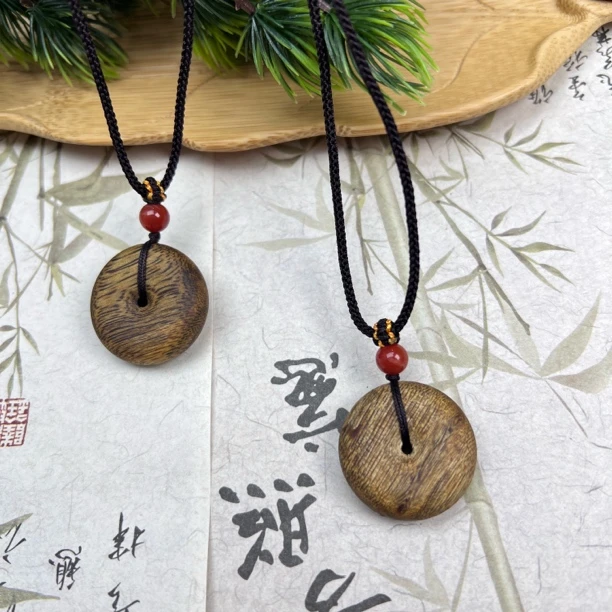 沉香YSZ43沉香平安扣吊坠25*8mm+多样性发其一