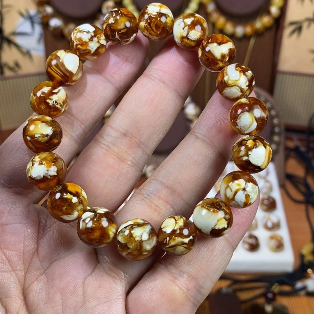 你***妹12沁色圆珠手串一条