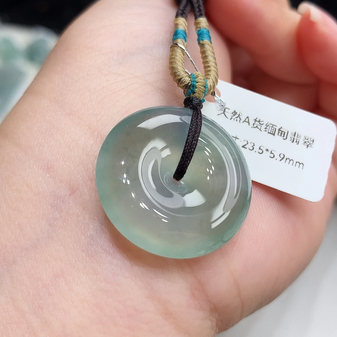 翡翠未镶嵌胸饰翡翠100，23.5/5.9