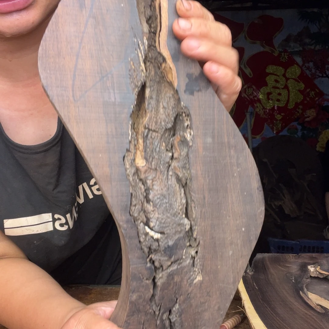 水***处东非黑黄檀（紫光檀）