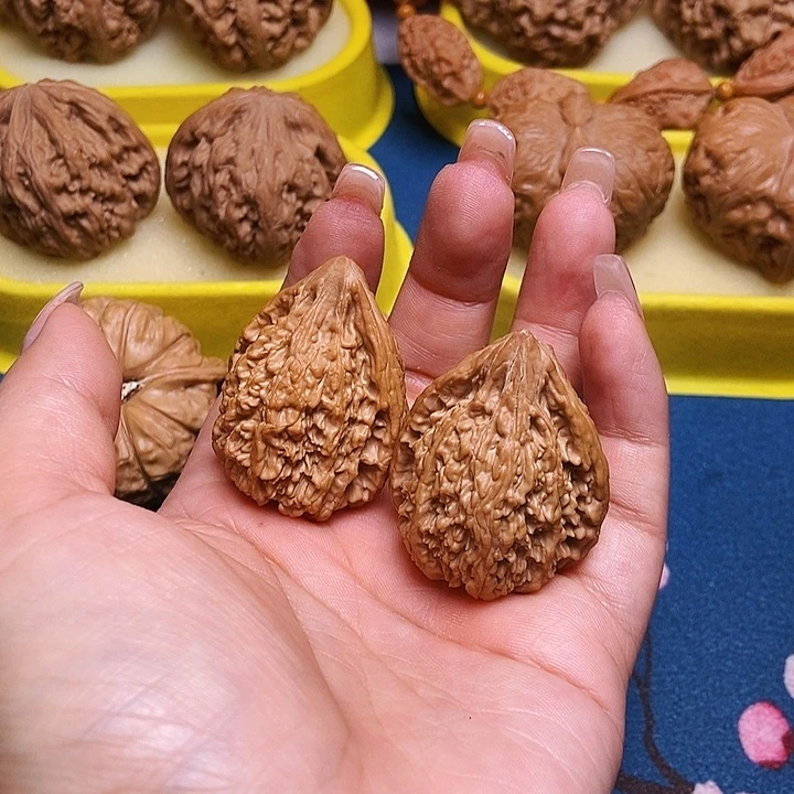 吊坠文玩核桃瑞***琦塔尖核桃