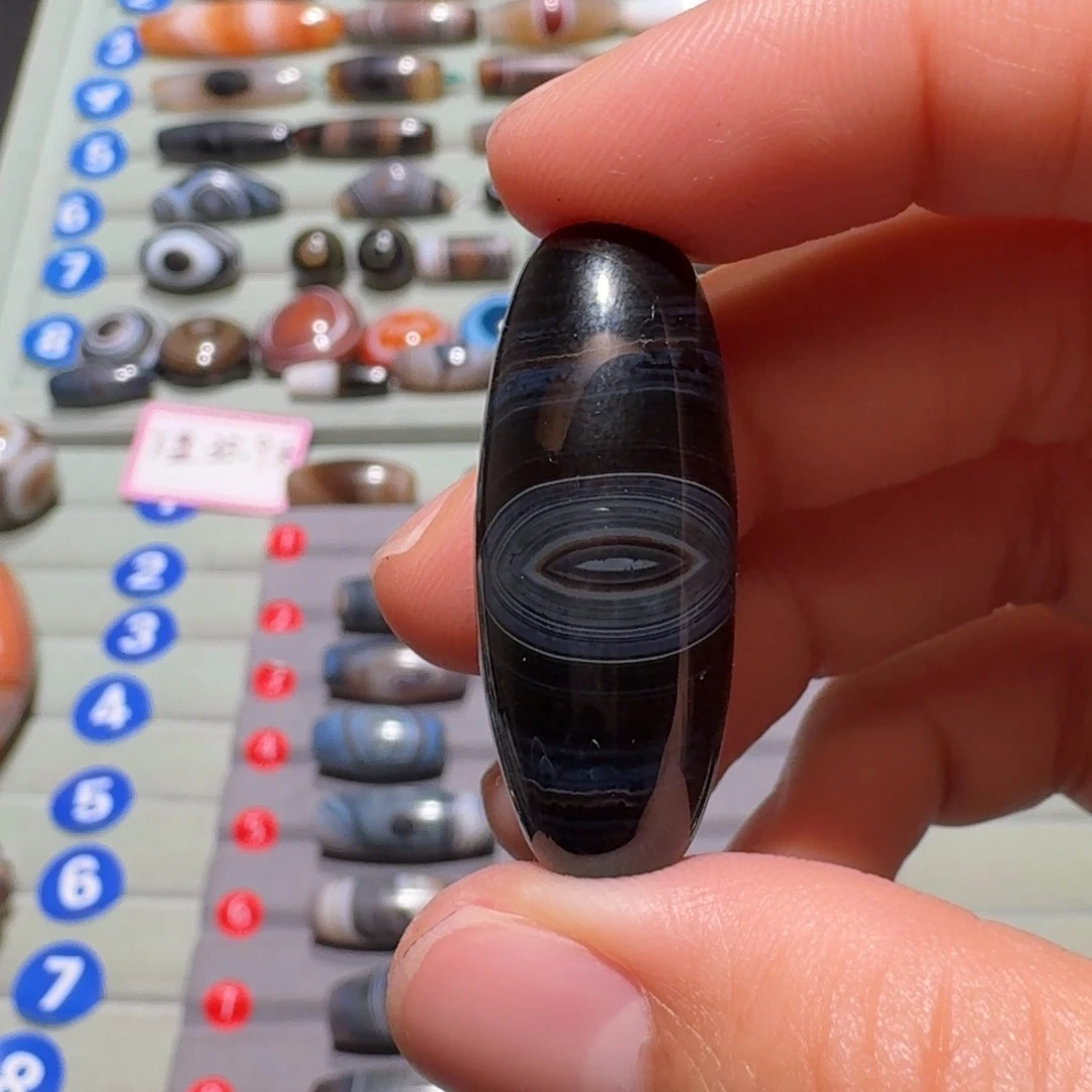 s***i玛瑙/玉髓未镶嵌珠宝半成品