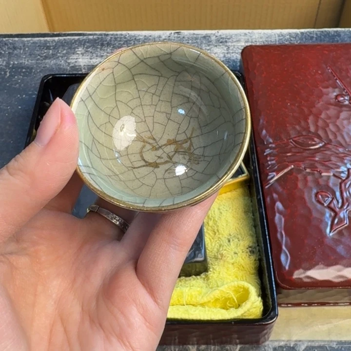 瓷片坦**九吉……哈哈哈哈哈