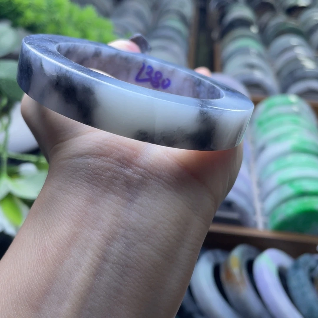 定制翡翠未镶嵌特价翡翠手镯定制