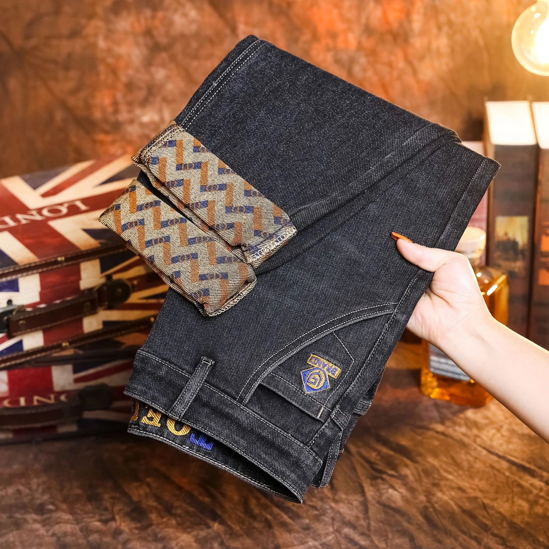 【秋季新款】高端男士牛仔裤2025秋季潮流小直筒弹力牛仔长裤822