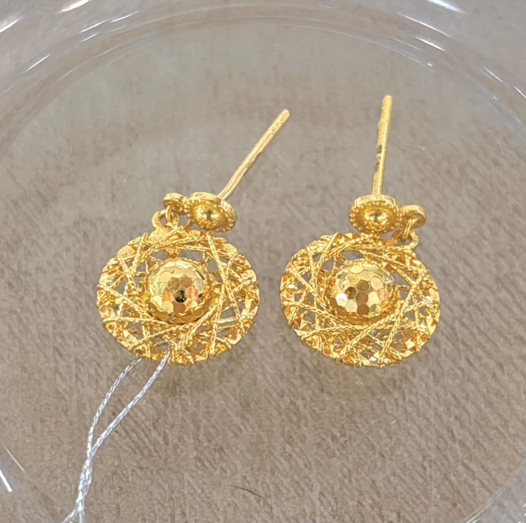 1A足金鸽子蛋耳饰4.59g