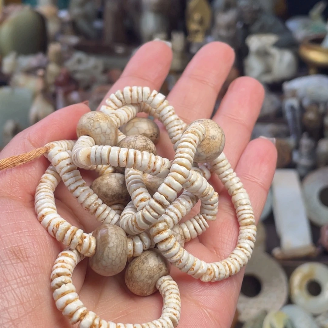 心***静和田玉未镶嵌颈饰