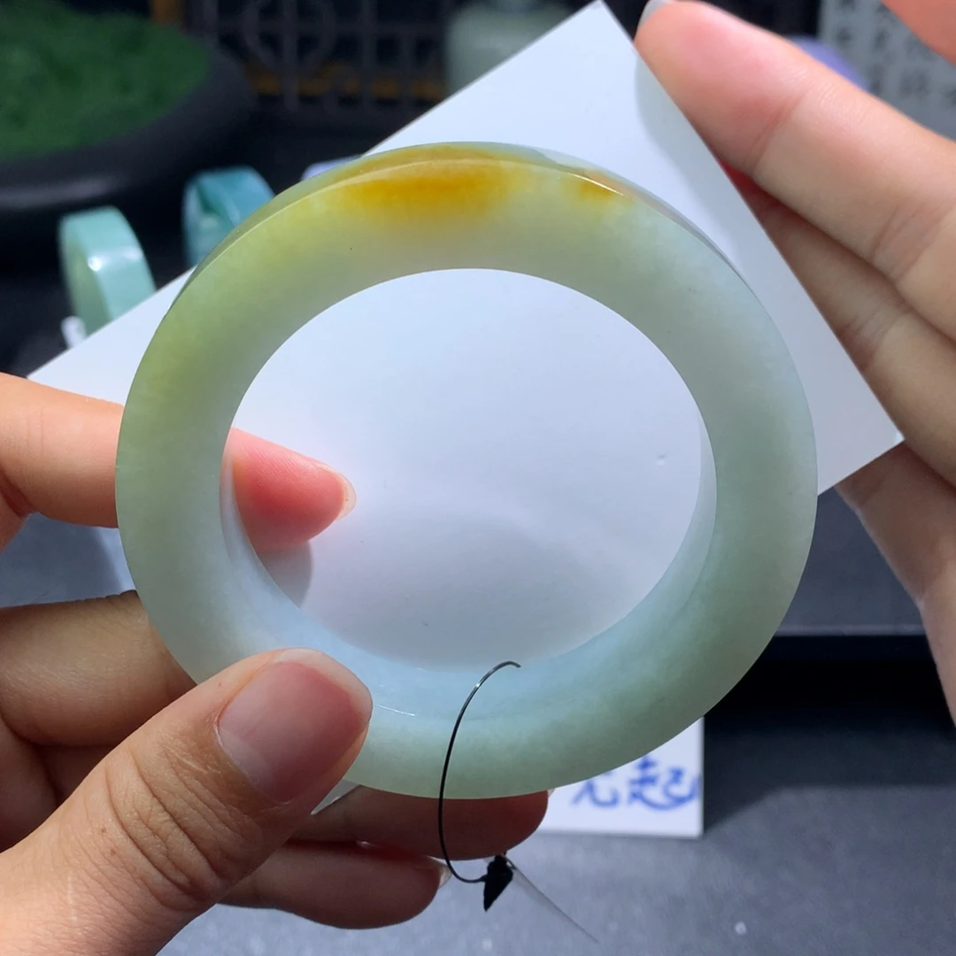 未镶嵌翡翠手镯定制翡翠