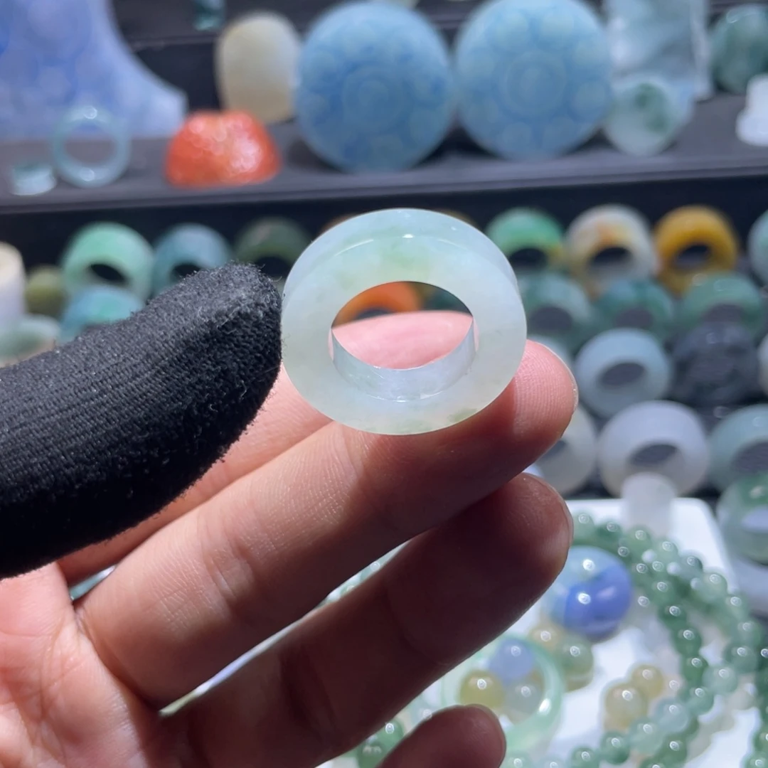 定制翡翠未镶嵌天然翡翠