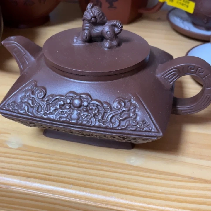 茶壶底槽青紫砂艺术作品