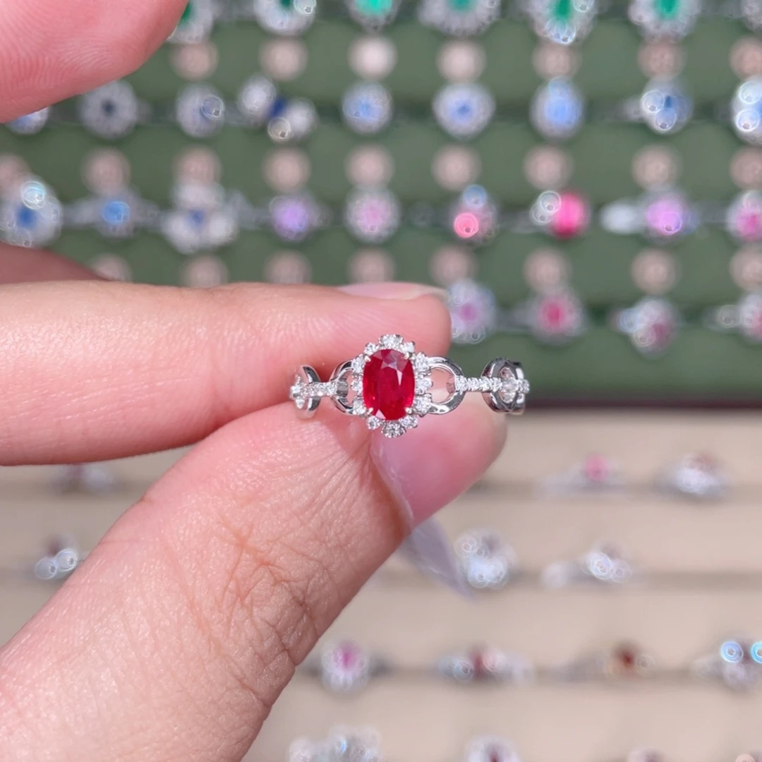 红宝石戒指18K金镶嵌0.8ct 鸽血无烧