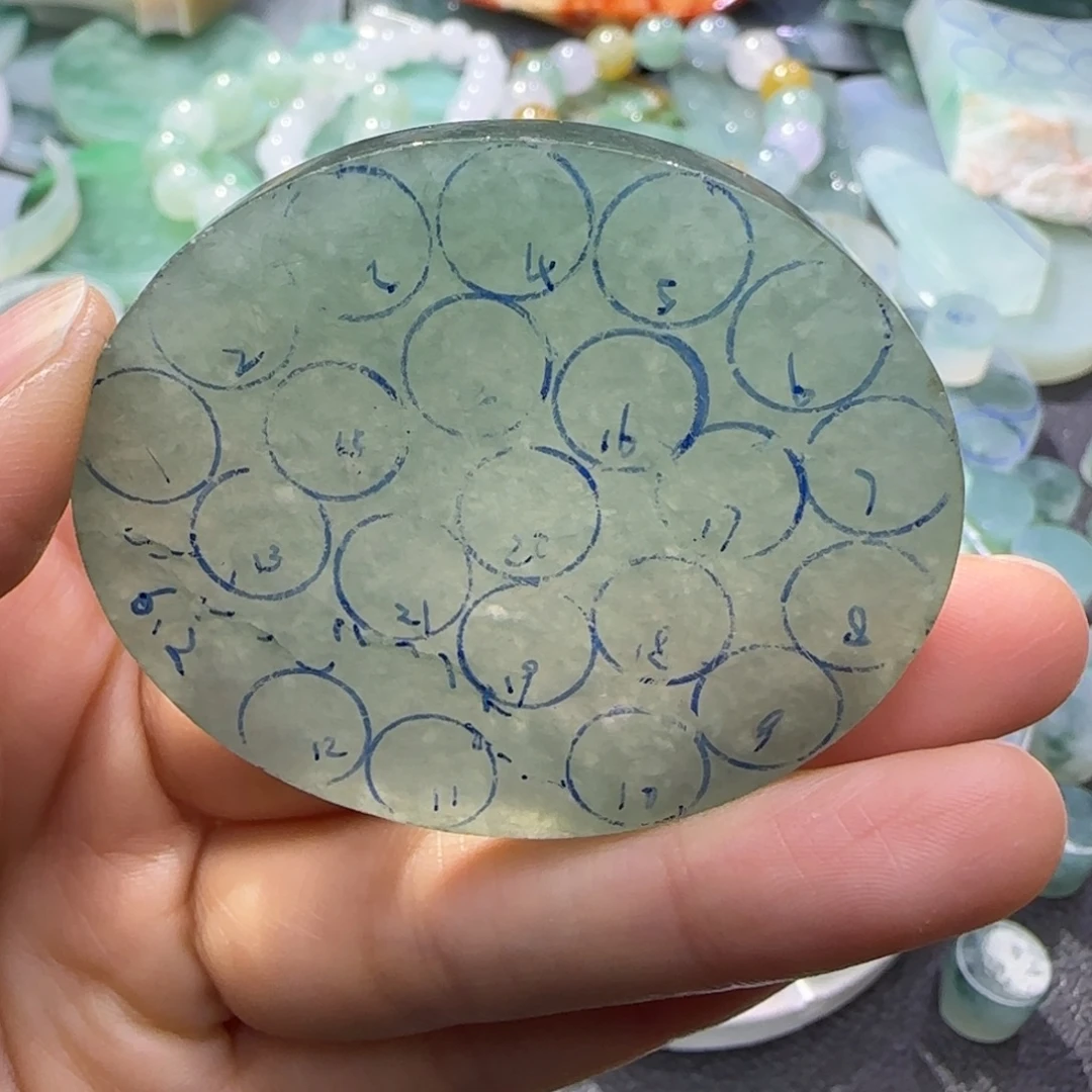 定制翡翠未镶嵌翡翠