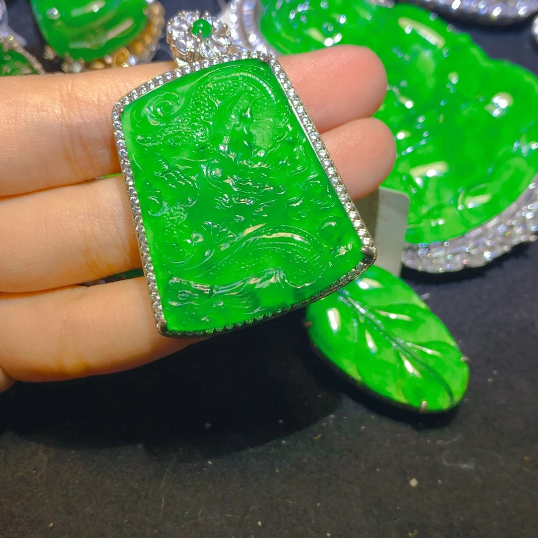 翡翠银S925镶嵌颈饰