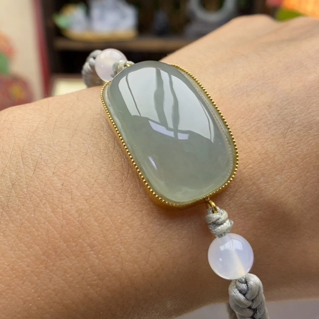 翡翠18K金镶嵌颈饰吊坠77