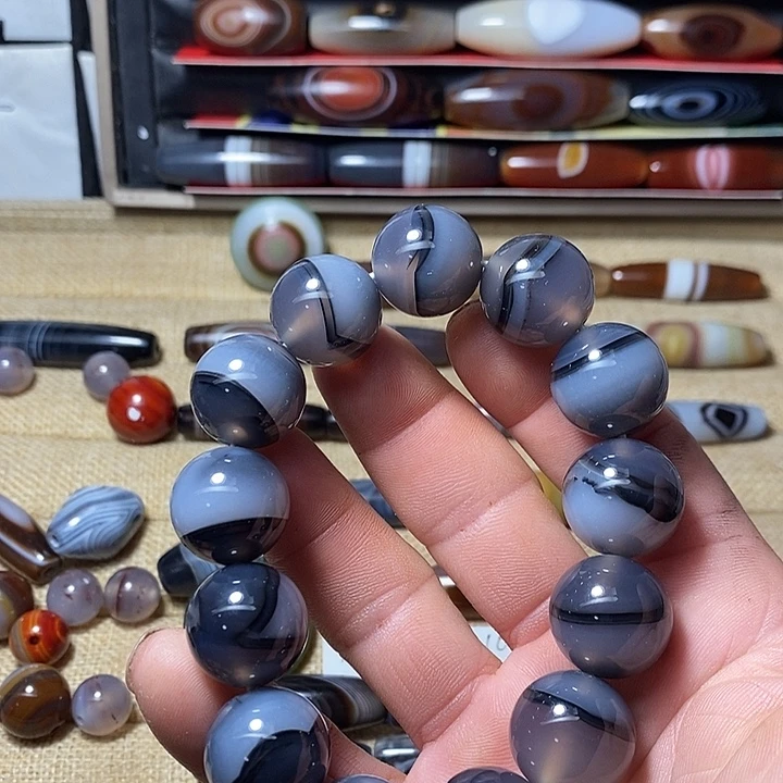 玛瑙/玉髓合金颈饰