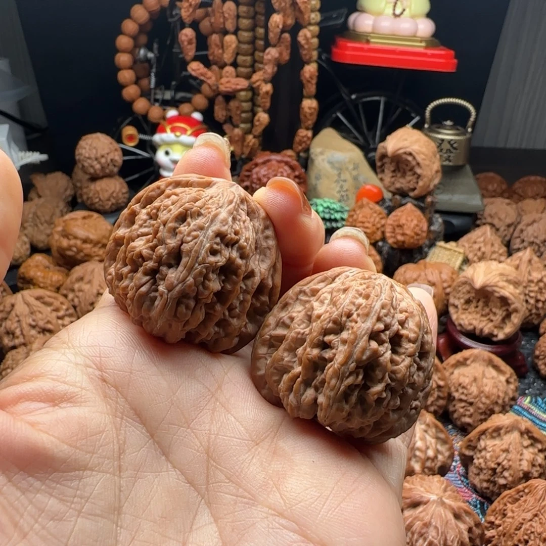 把件文玩核桃全品三角密纹38