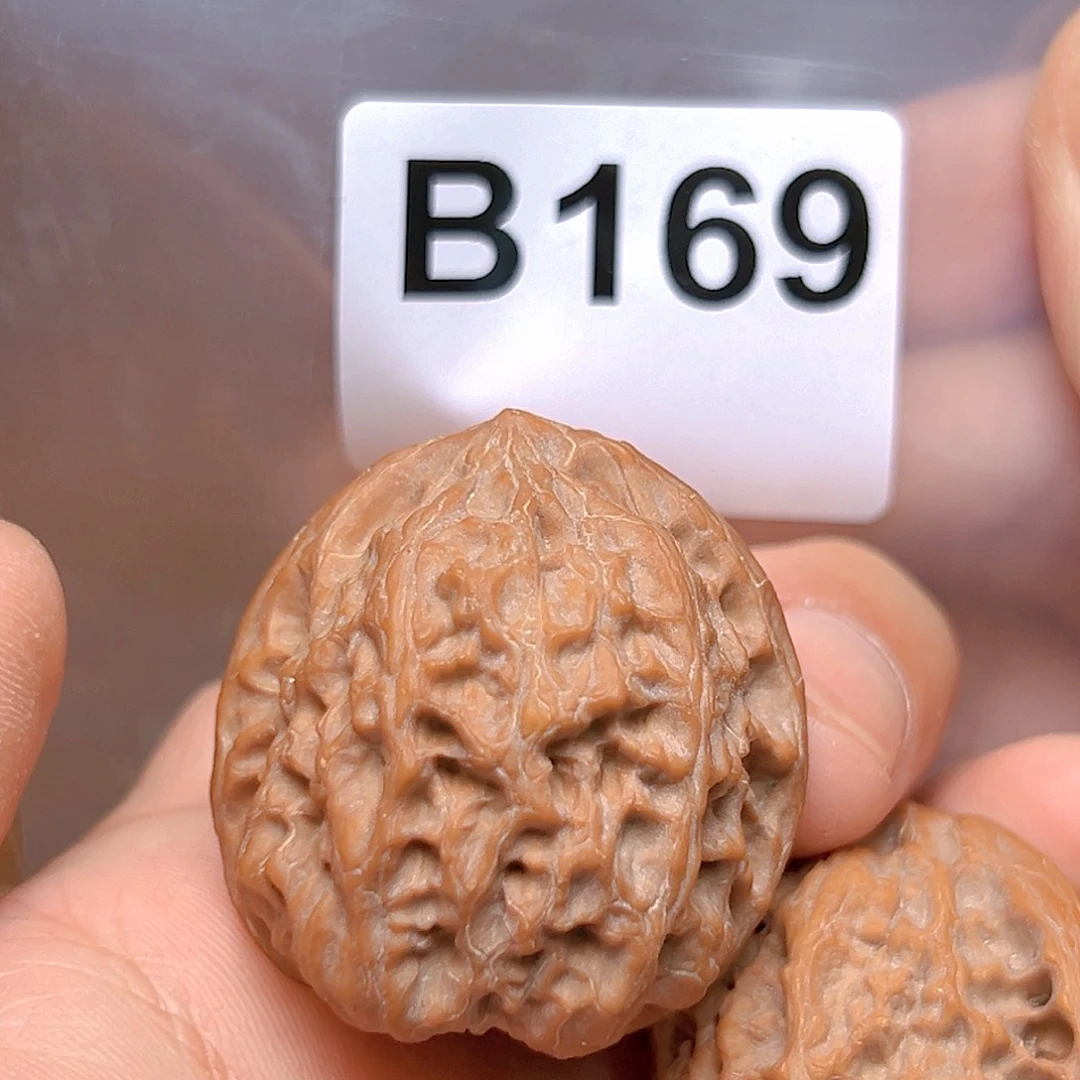 文玩核桃吊坠36野牛