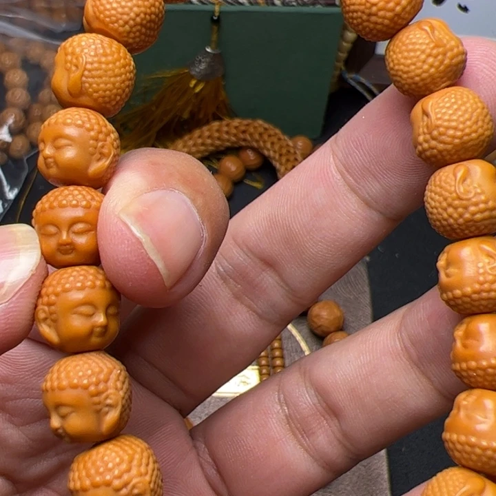 猴头核桃吊坠得逞