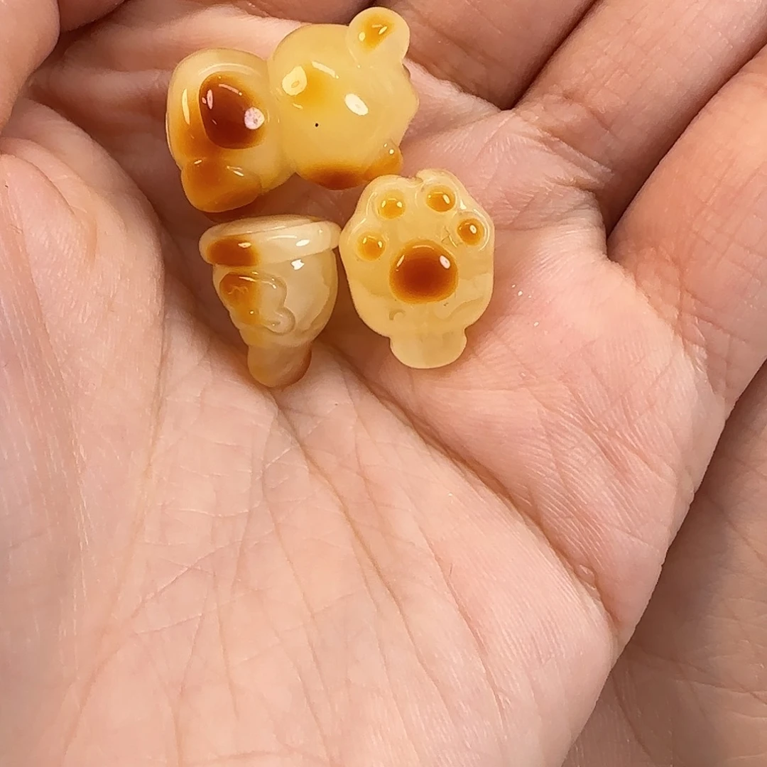 琥珀珠宝奇石未镶嵌不****?