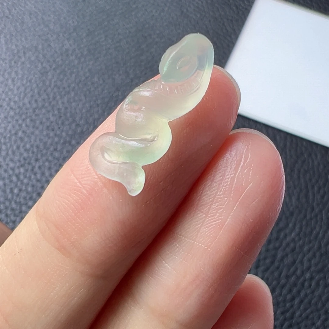 未镶嵌定制翡翠蛇