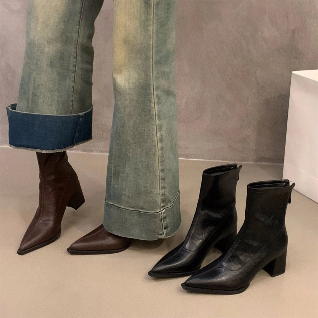 高跟粗跟尖头法式小踝靴女鞋2025秋冬季棕色加绒马丁靴瘦瘦短靴子