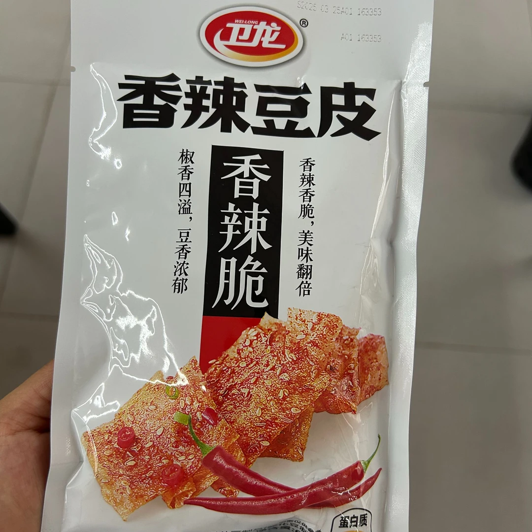 卫龙香辣豆皮香辣脆 60g