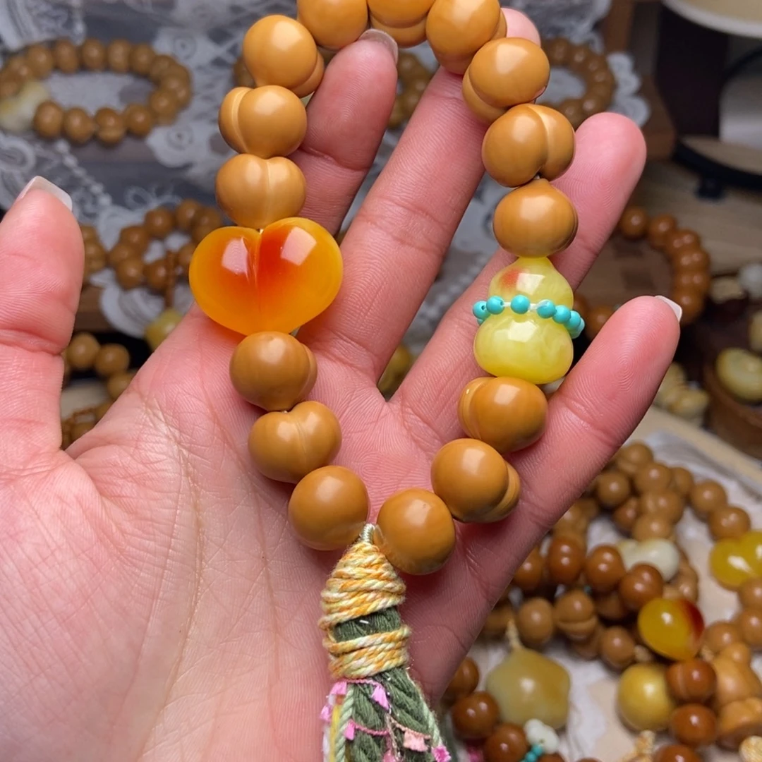 吊坠猴头核桃屁桃高定15手持